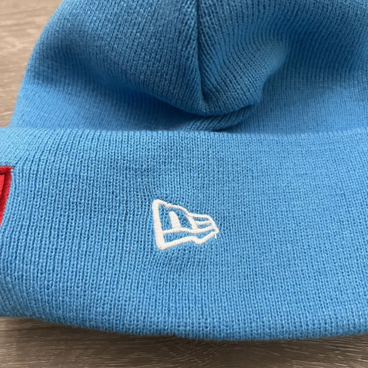 New Era × Supreme Supreme New Era Box Logo Beanie FW25 Cyan Size ONE SIZE - 4 Thumbnail