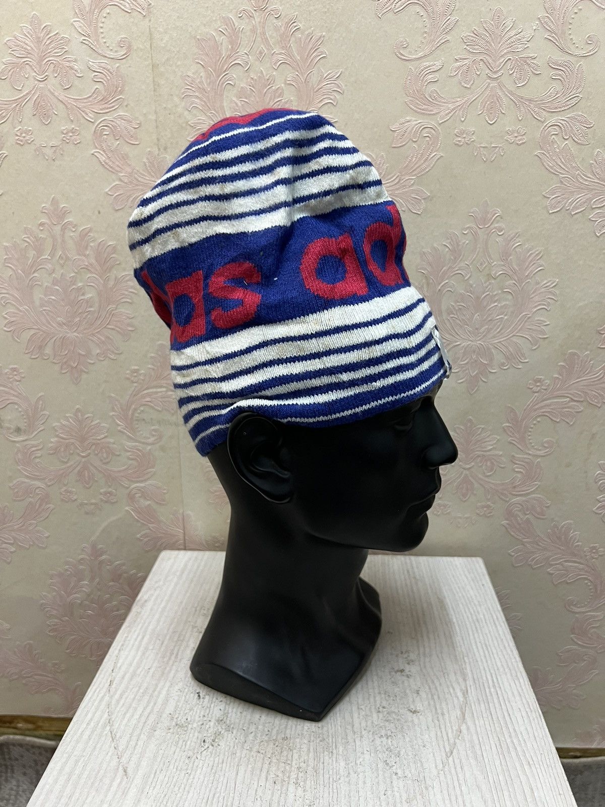 Adidas Vintage adidas Spell Out Beanie Hats Size ONE SIZE - 4 Thumbnail