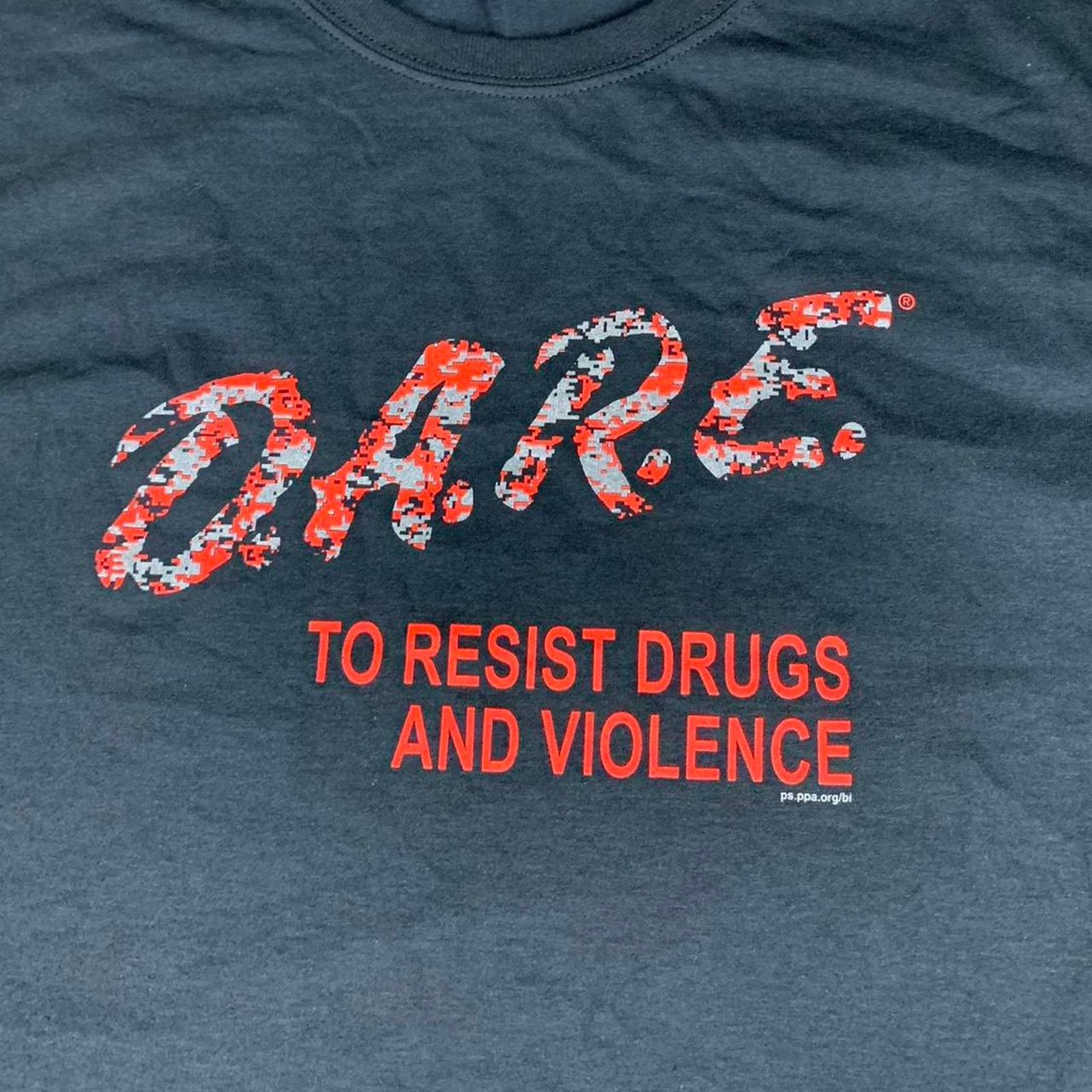 Hanes × Vintage DARE red digital camo T-shirt Size US M / EU 48-50 / 2 - 2 Thumbnail