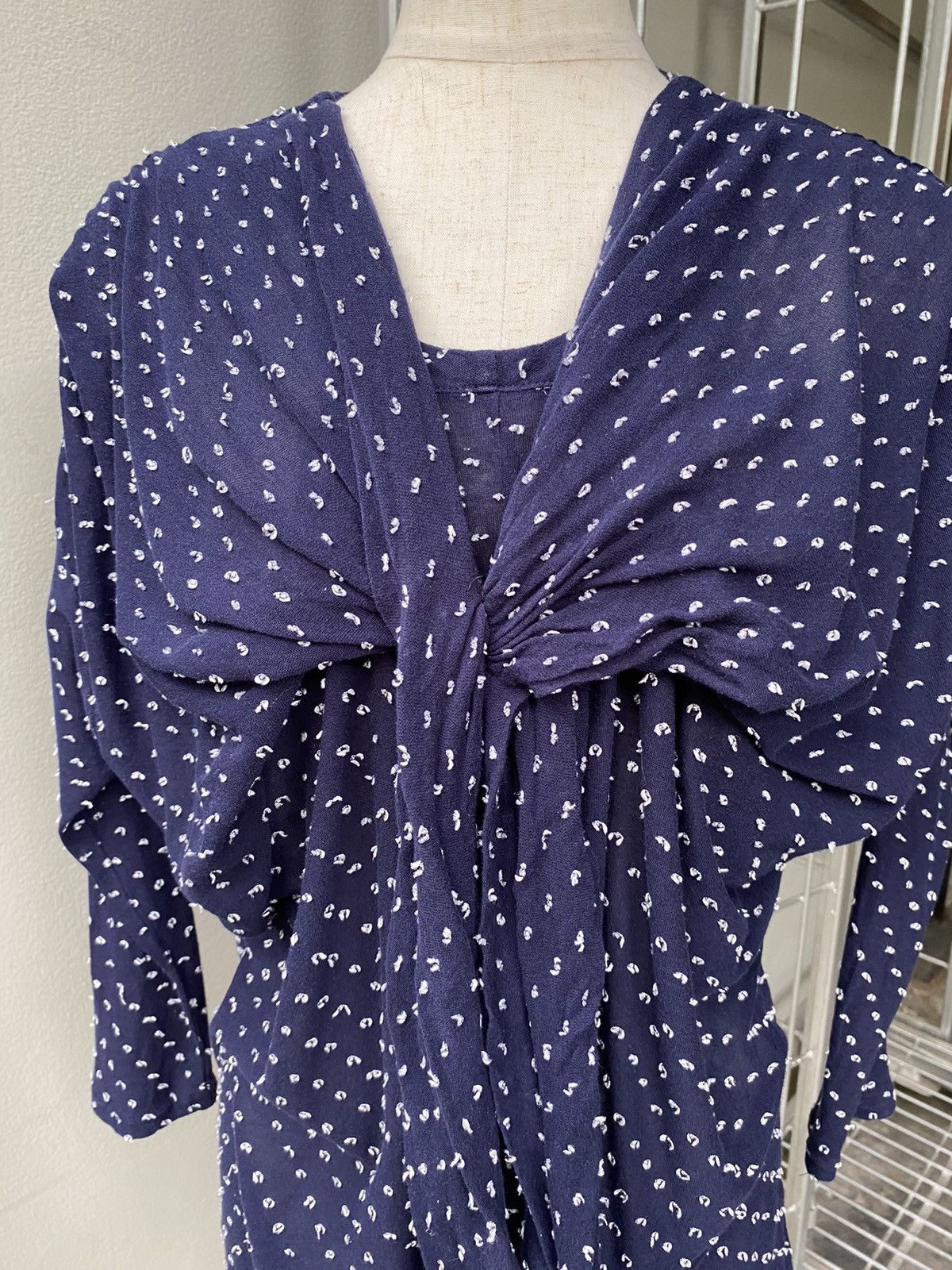Tsumori Chisato TSUMORI CHISATO Navy Knot-Front Dotted Blouse Size M / US 6-8 / IT 42-44 - 6 Thumbnail