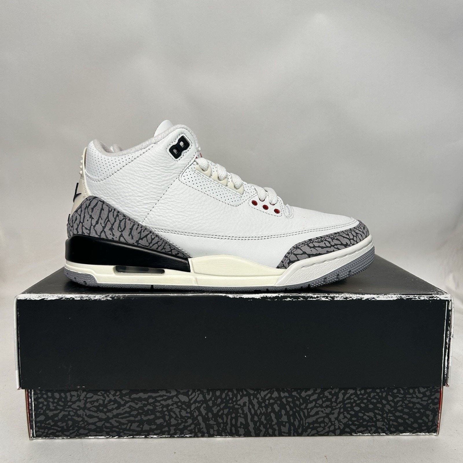 Nike Nike Air Jordan 3 Retro OG Reimagined “White Cement” Size US 8 / EU 41 - 4 Thumbnail