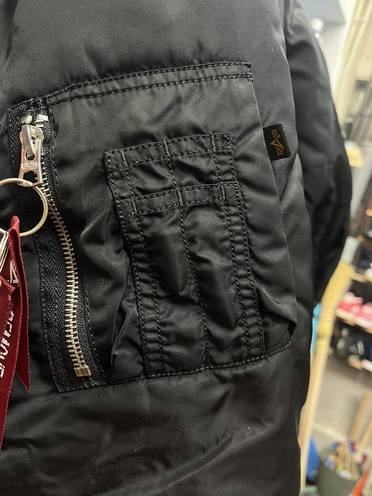 Alpha Industries × Vetements Two face VETEMENTS Alpha industries Size US S / EU 44-46 / 1 - 15 Thumbnail