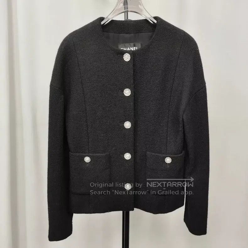 Chanel Chanel 22A Handicraft Workshop Series Black Woollen Silhou Size XS / US 0-2 / IT 36-38 - 1 Thumbnail