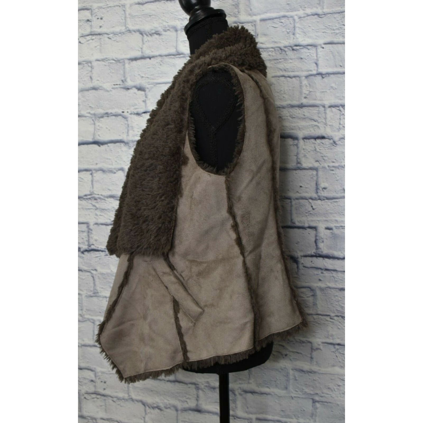 Sam Edelman Sam Edelman Vest Womens Simulated Fur Cowl Neck Tag M Fits Small Size S / US 4 / IT 40 - 2 Thumbnail