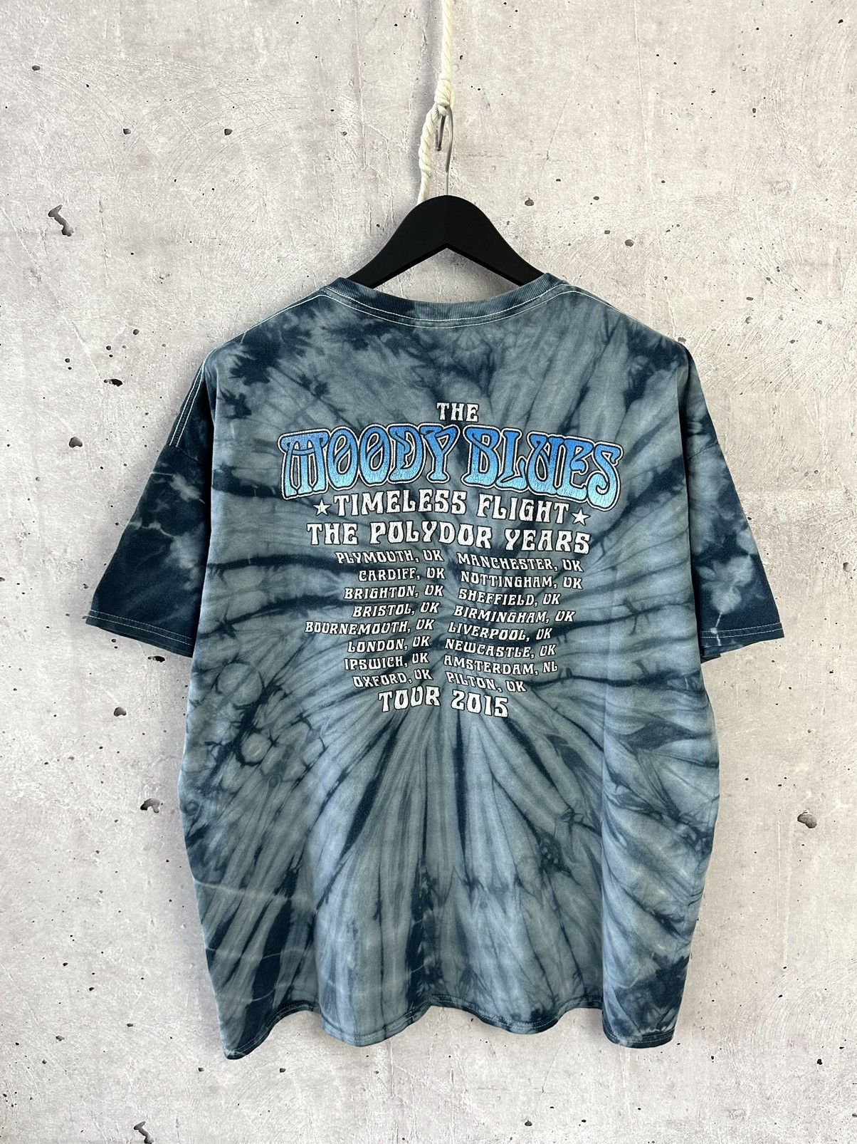 Band Tees Vintage Moody Blues Timeless Flight Tour Washed T-shirt Size US XXL / EU 58 / 5 - 5 Thumbnail