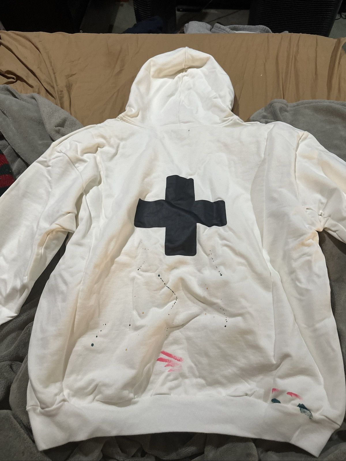 Places + Faces Places + Faces Places And Faces Paint Hoodie Size L White Size US L / EU 52-54 / 3 - 4 Thumbnail