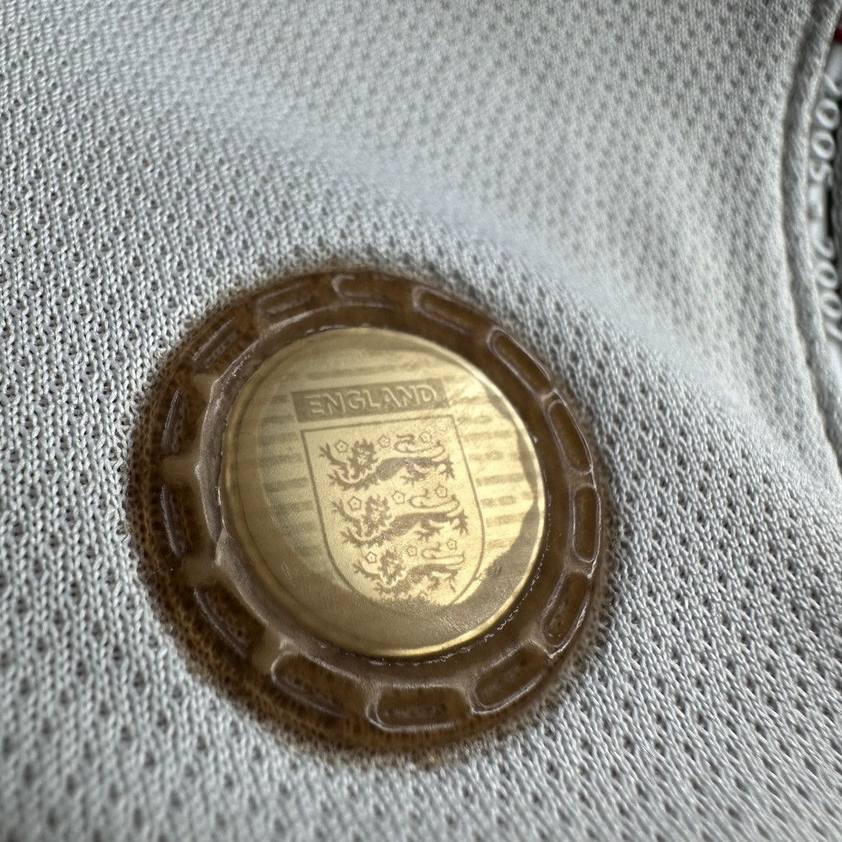 Umbro Umbro England Home Jersey 2005 - 2007 Vintage StreetWear Size US XL / EU 56 / 4 - 9 Thumbnail