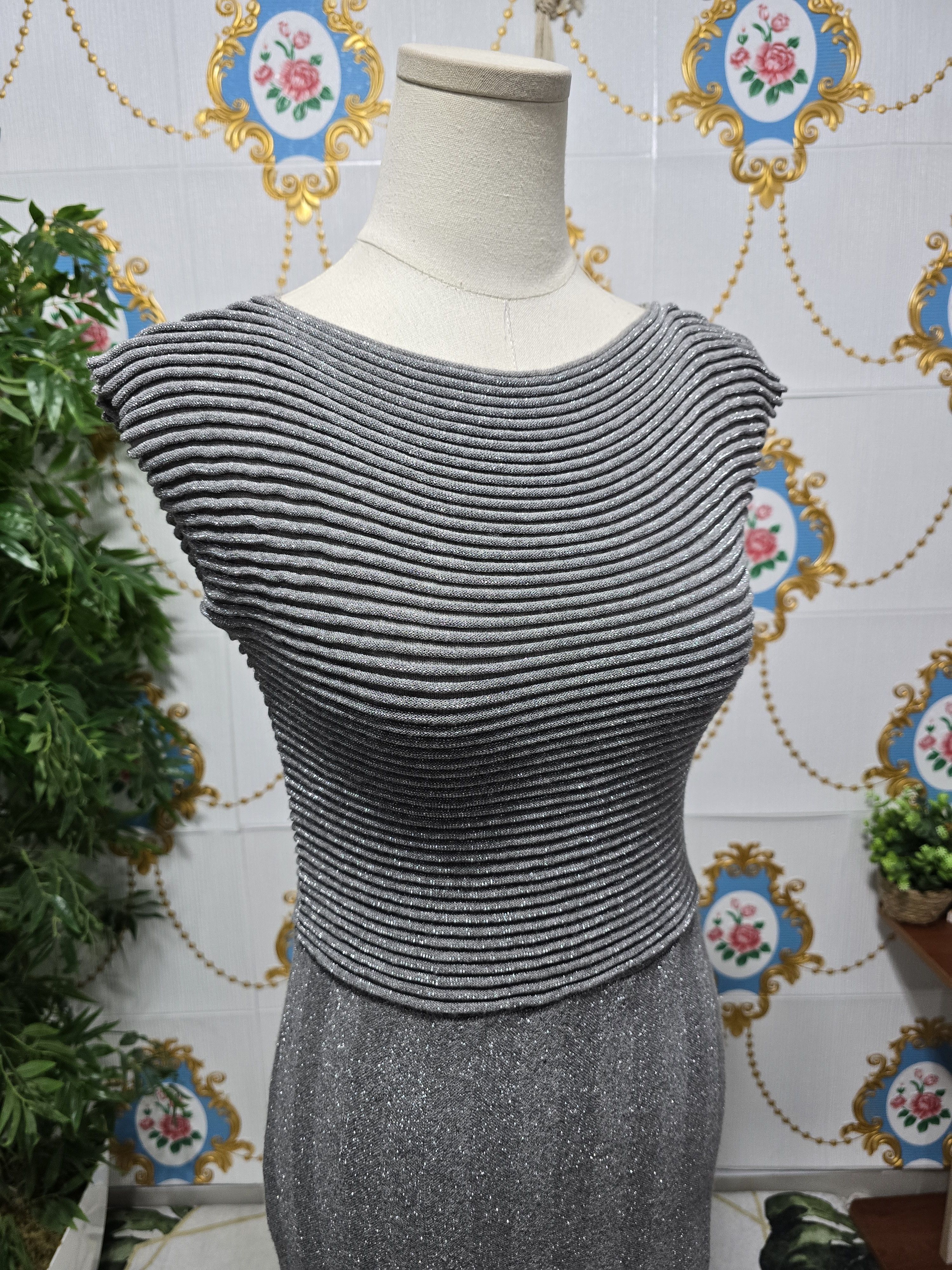 Iceberg ICEBERG dress women SMALL new !!! Beautiful in body Size S / US 4 / IT 40 - 10 Thumbnail