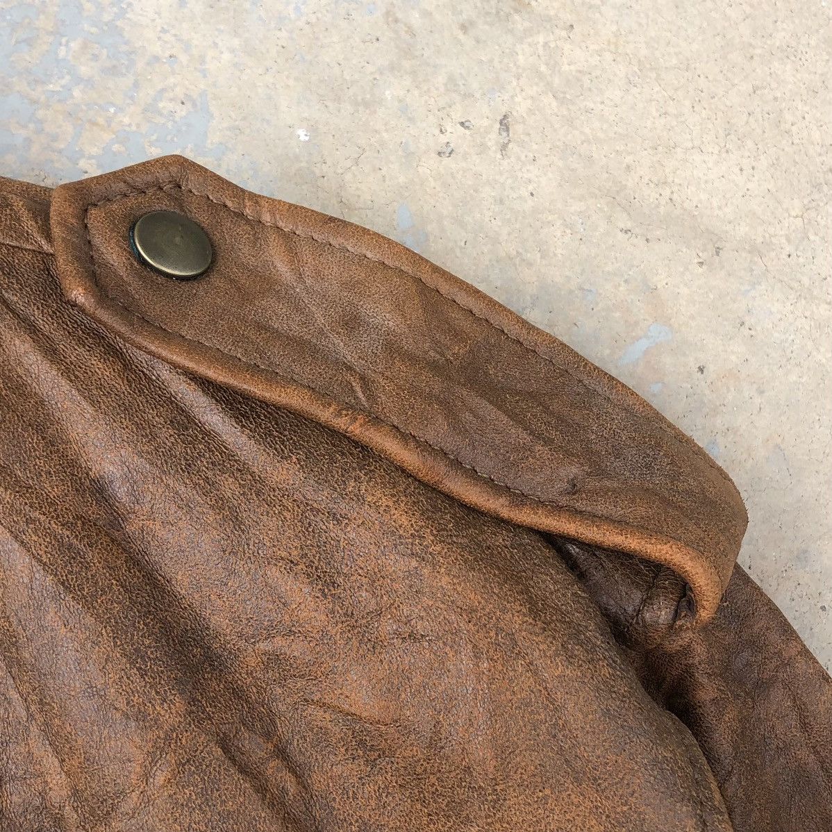 Vintage Vintage Skender Lined Fleece Leather Bomber Jacket Size US L / EU 52-54 / 3 - 11 Thumbnail