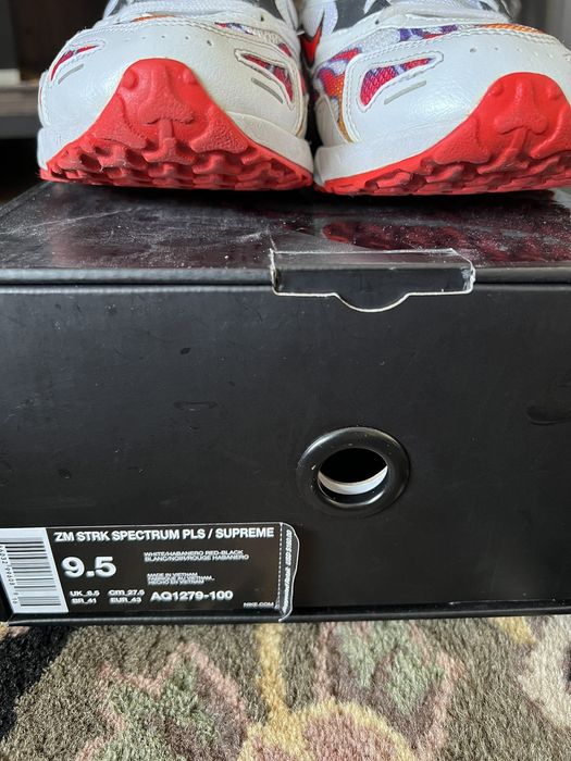 nike x supreme zoom streak spectrum