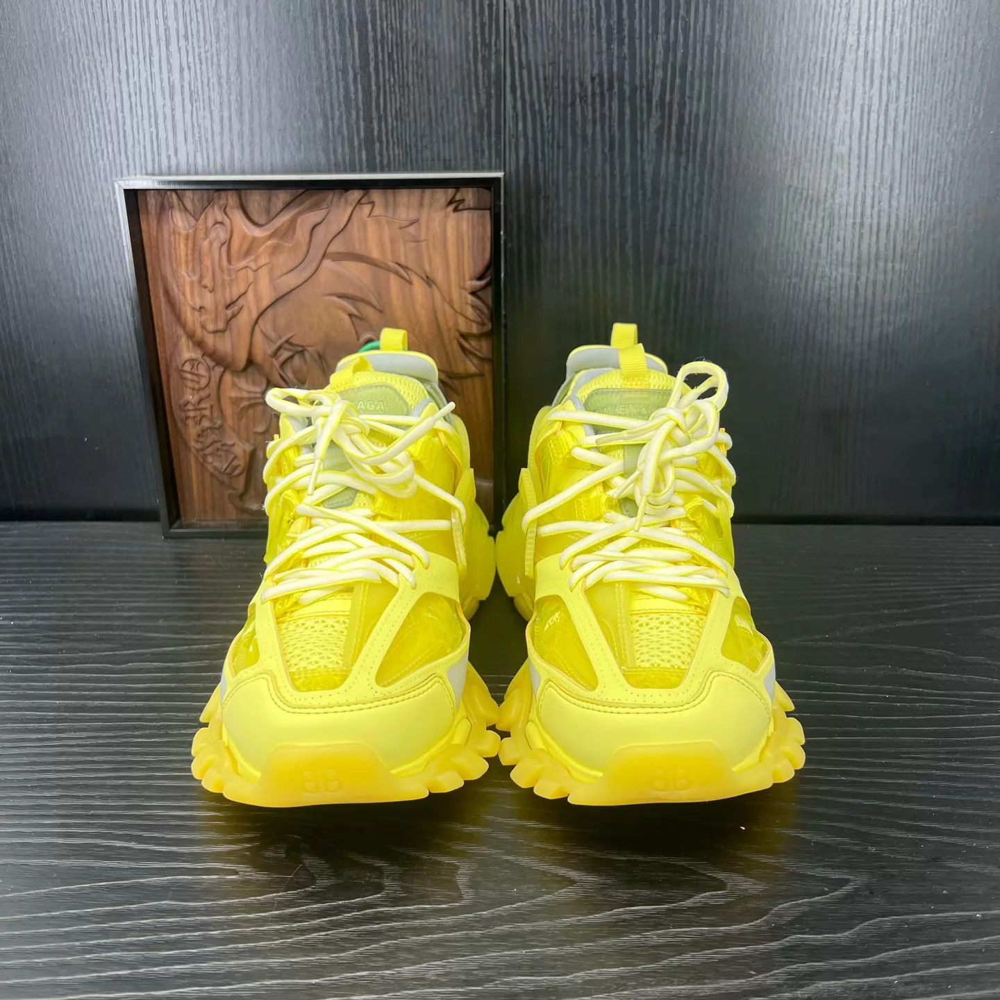 Balenciaga Balenciaga Track Fluorescent Yellow 39 Size US 9 / IT 39 - 4 Thumbnail