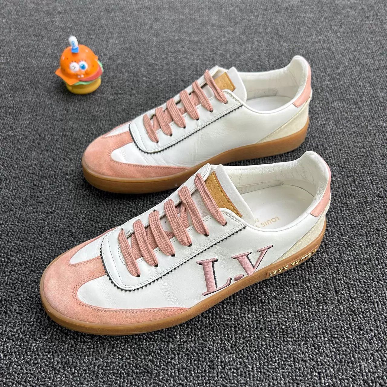 Louis Vuitton Louis Vuitton Pink Decon Sneaker Women's 35 Size US 4.5 / IT 34.5 - 1 Thumbnail