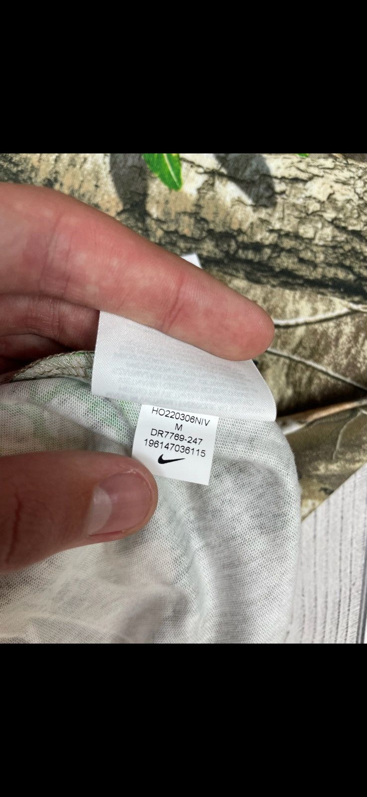 Nike Vintage nike realtree forest tee size M rare big swoosh Size US M / EU 48-50 / 2 - 7 Thumbnail