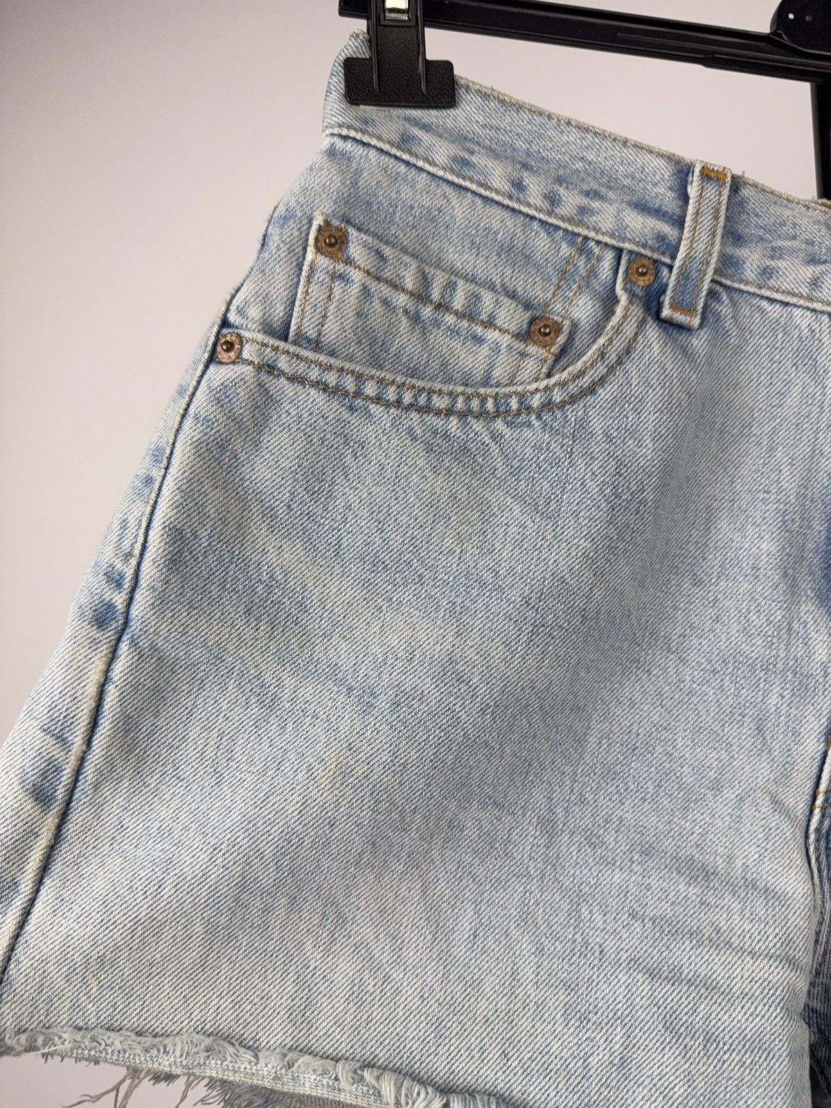 Levi's Vintage Clothing 90s Distressed Levi’s 501 Cut Off High Rise Denim Shorts Y2K Size 28" / US 6 / IT 42 - 12 Thumbnail
