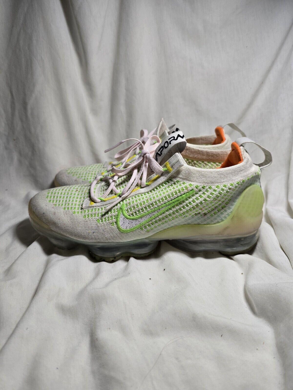 Nike Nike Air Vapormax Flyknit 2021 Womens Shoe FD0871-100 Sz 7.5 Size US 7.5 / IT 37.5 - 1 Thumbnail