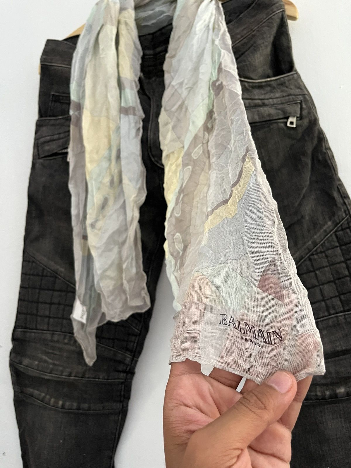 Balmain Balmain scarf decarnin style runway Size ONE SIZE - 4 Thumbnail