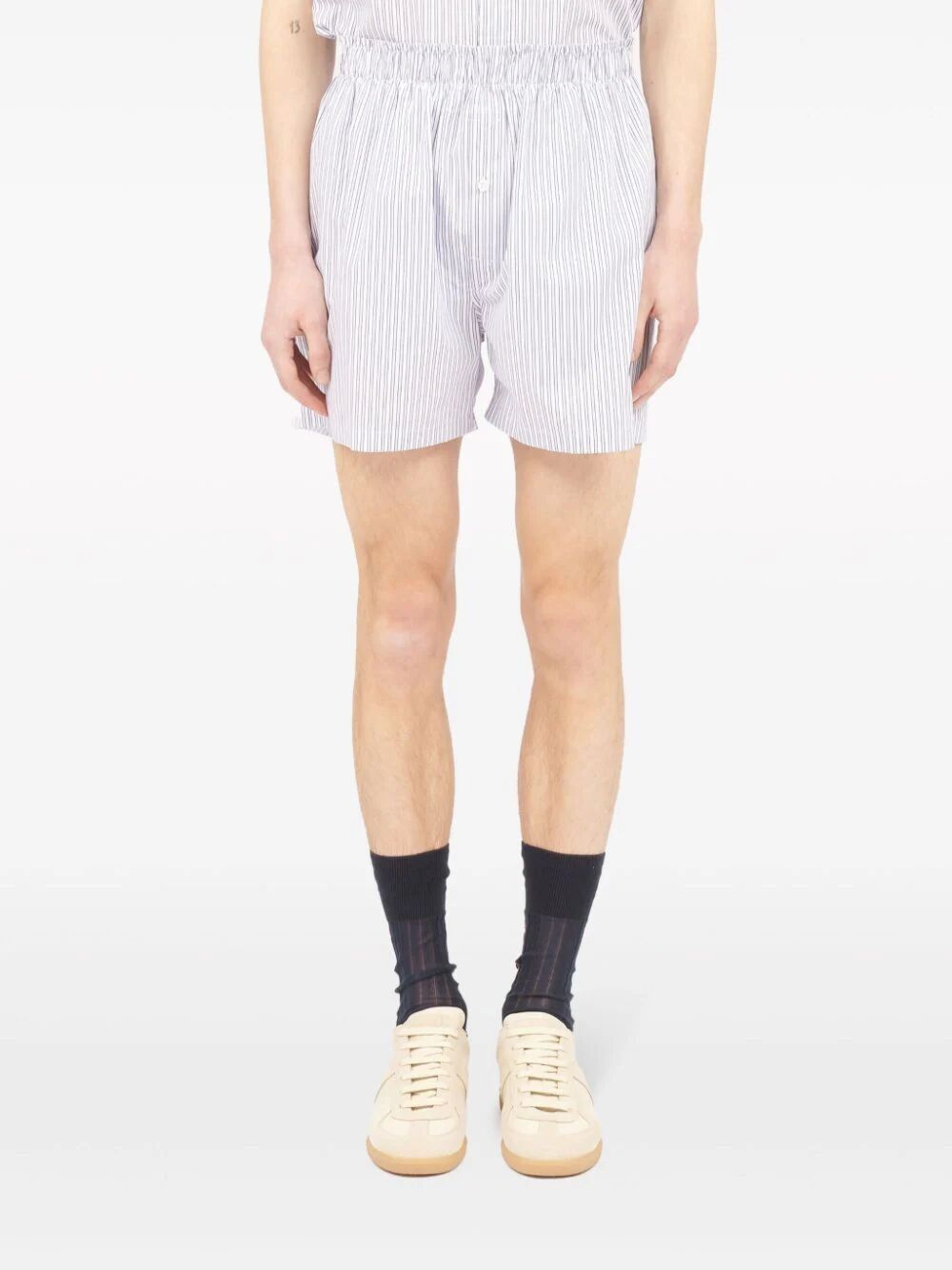 oc11z0925 Striped Short in White/Blue