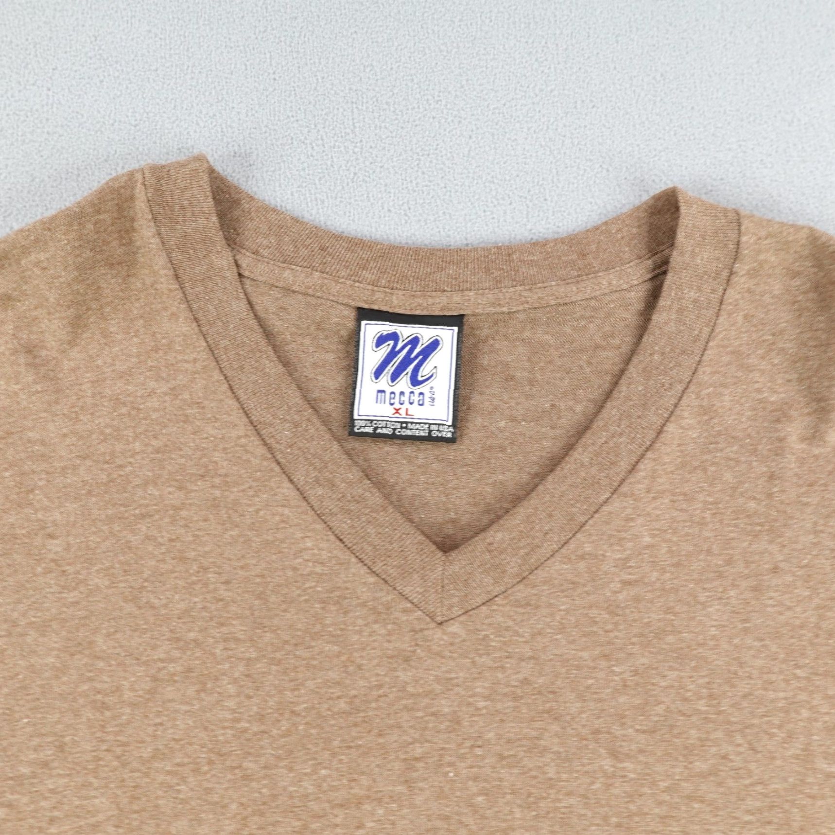Vintage VINTAGE Mecca Shirt Mens XL Brown V-Neck Long Sleeve 90s Hip Hop Made In USA Mens XL Brown 90s Hip Hop Mecca Shirt Size US XL / EU 56 / 4 - 2 Thumbnail