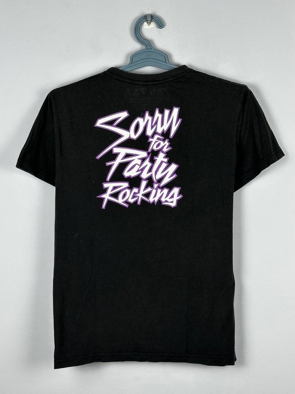 Band Tees Vintage Rare LMFAO Sorry for Party Rocking Tshirt Size US M / EU 48-50 / 2 - 6 Thumbnail