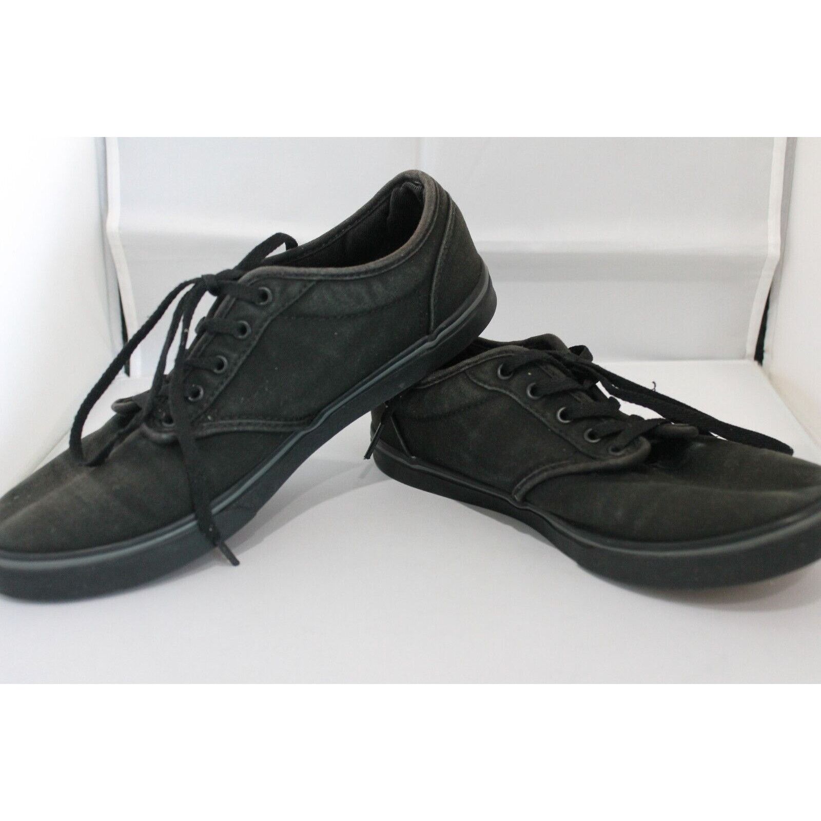 Vans VANS Off The Wall 8.5w/7m Black Low Top Lace Sneaker 721356 Size US 8.5 / IT 38.5 - 6 Thumbnail