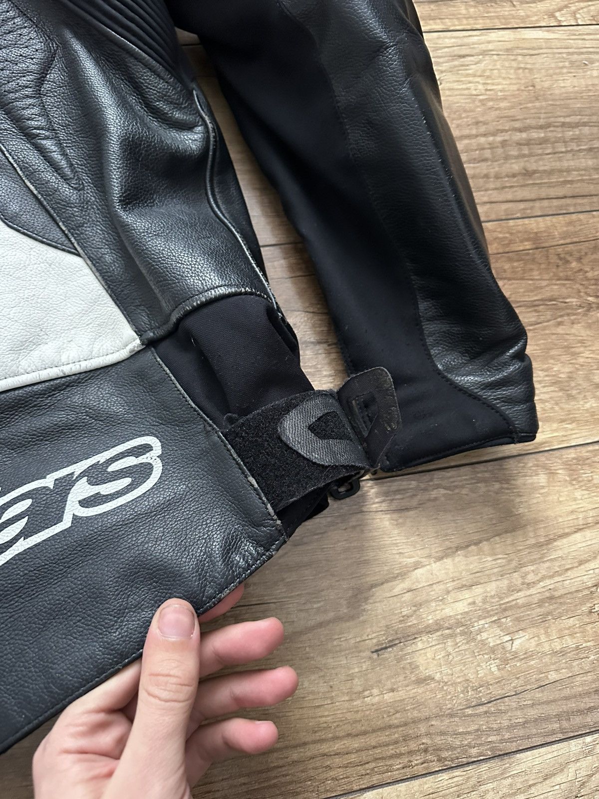 Alpinestars Alpinestars Vintage Zip Leather Moto Jacket Size US L / EU 52-54 / 3 - 14 Thumbnail