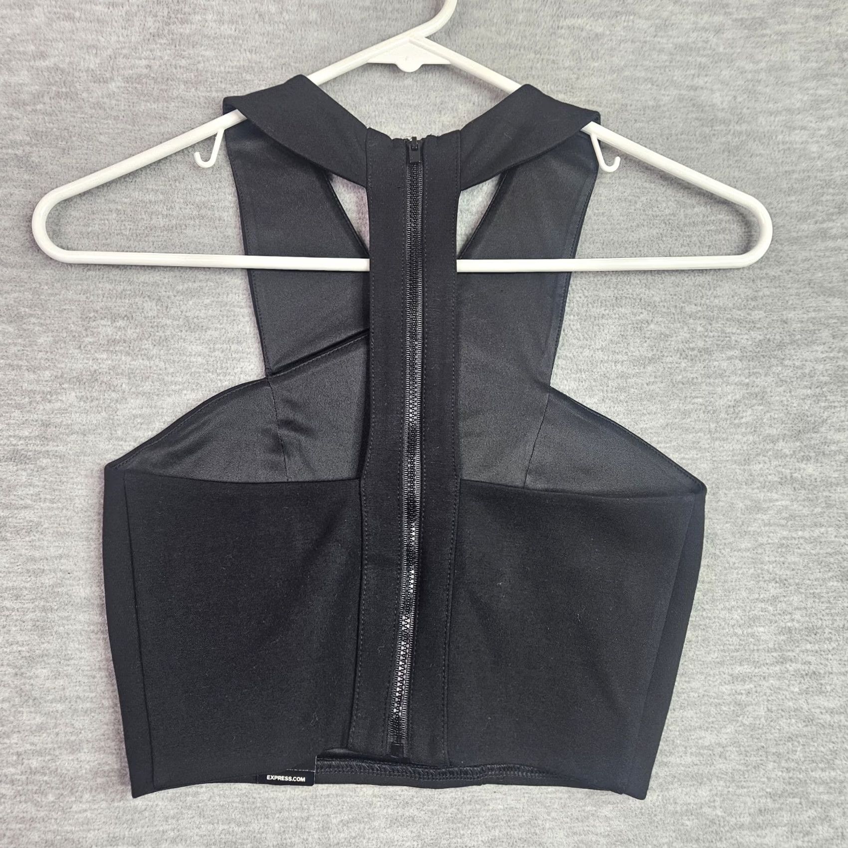 Express Express Women's XS Cropped Zipper Back Top Nylon Polyester Rayon Spandex Blouse Sleeveless Black Cropped Shirt Active Small XS Size XS / US 0-2 / IT 36-38 - 7 Thumbnail