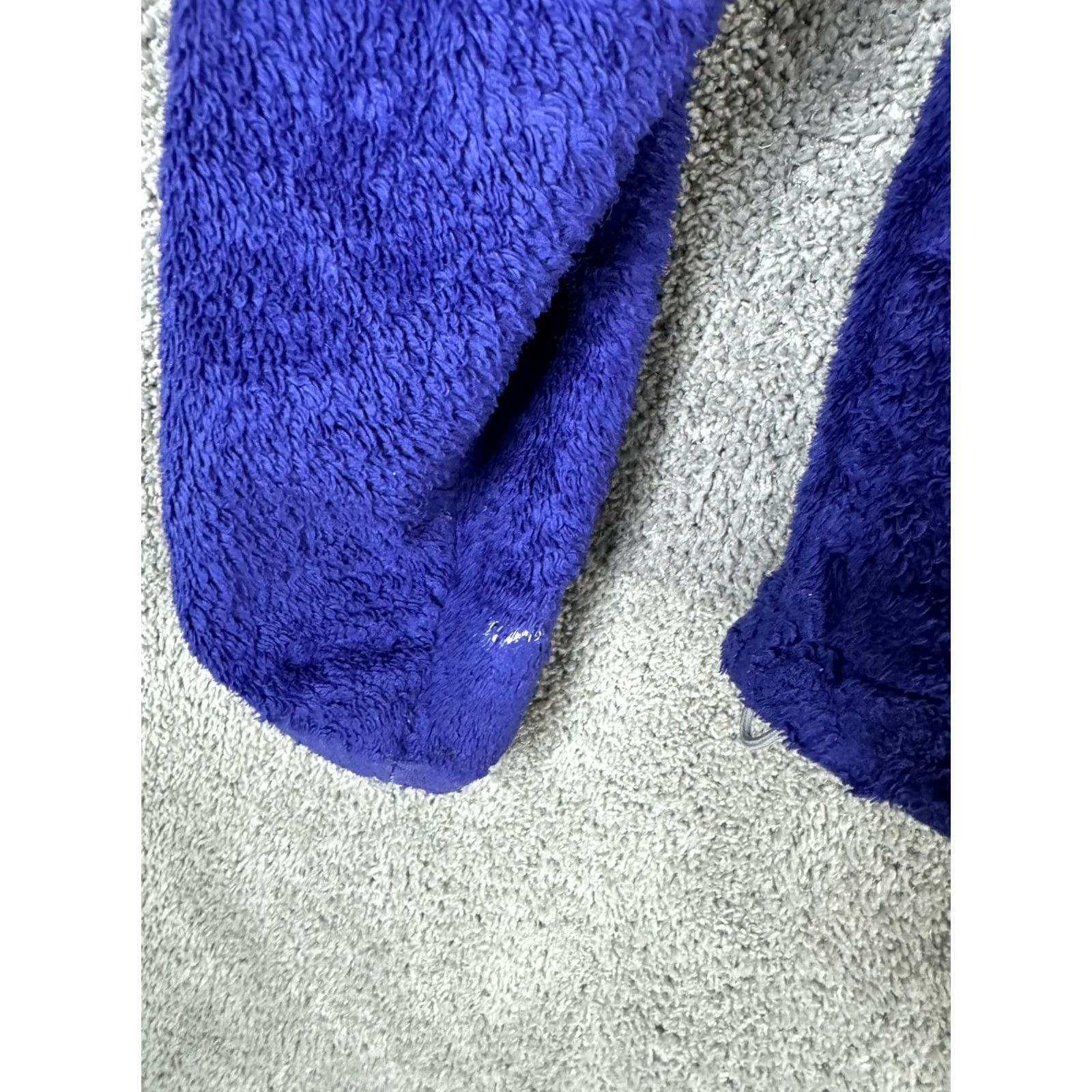 The North Face The North Face Fleece Jacket Womens Medium Blue Full Zip Soft Plush Fuzzy Size M / US 6-8 / IT 42-44 - 2 Thumbnail