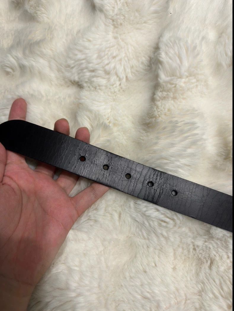 Yves Saint Laurent Saint Laurent Burst crack waistband belt 2502-Nextarrow Size ONE SIZE - 6 Thumbnail