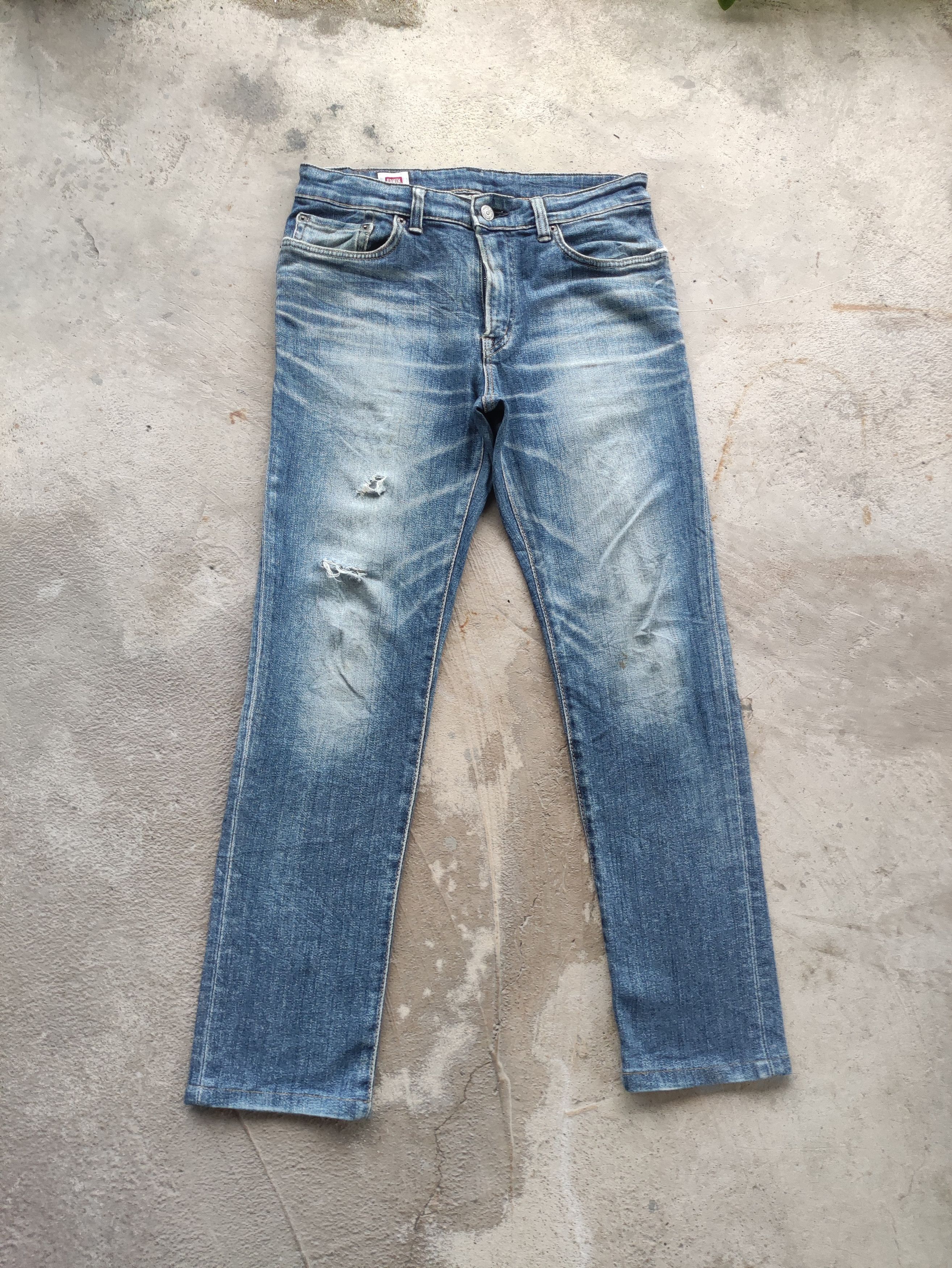 Edwin Vintage Edwin Japan Jean Distressed Faded Denim Size US 31 - 1 Thumbnail