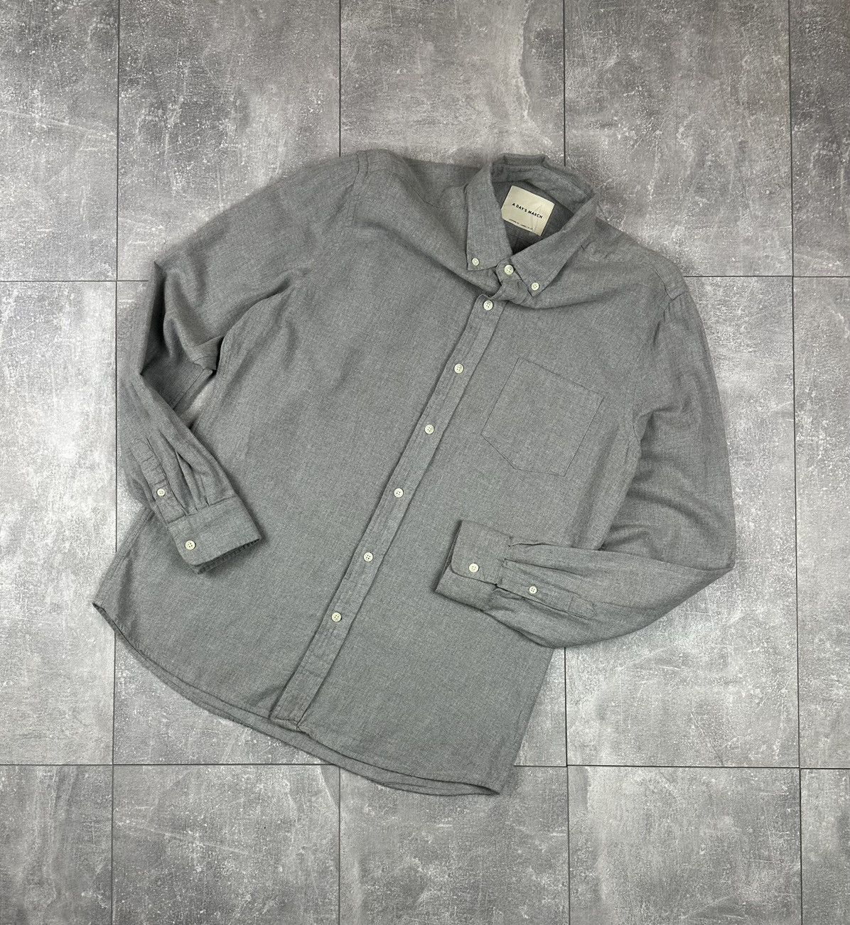 A Day's March A Days March Basic Silver Shirt Button Up Size US L / EU 52-54 / 3 - 8 Thumbnail