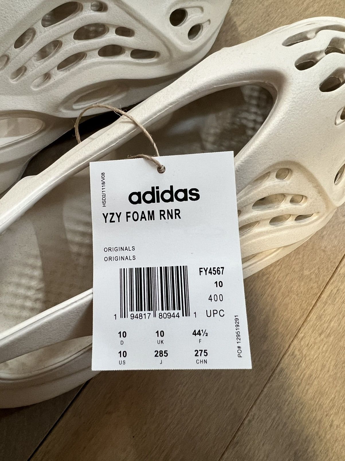 Adidas × Yeezy Yeezy Foam RNNR Sand Size US 10 / EU 43 - 3 Thumbnail