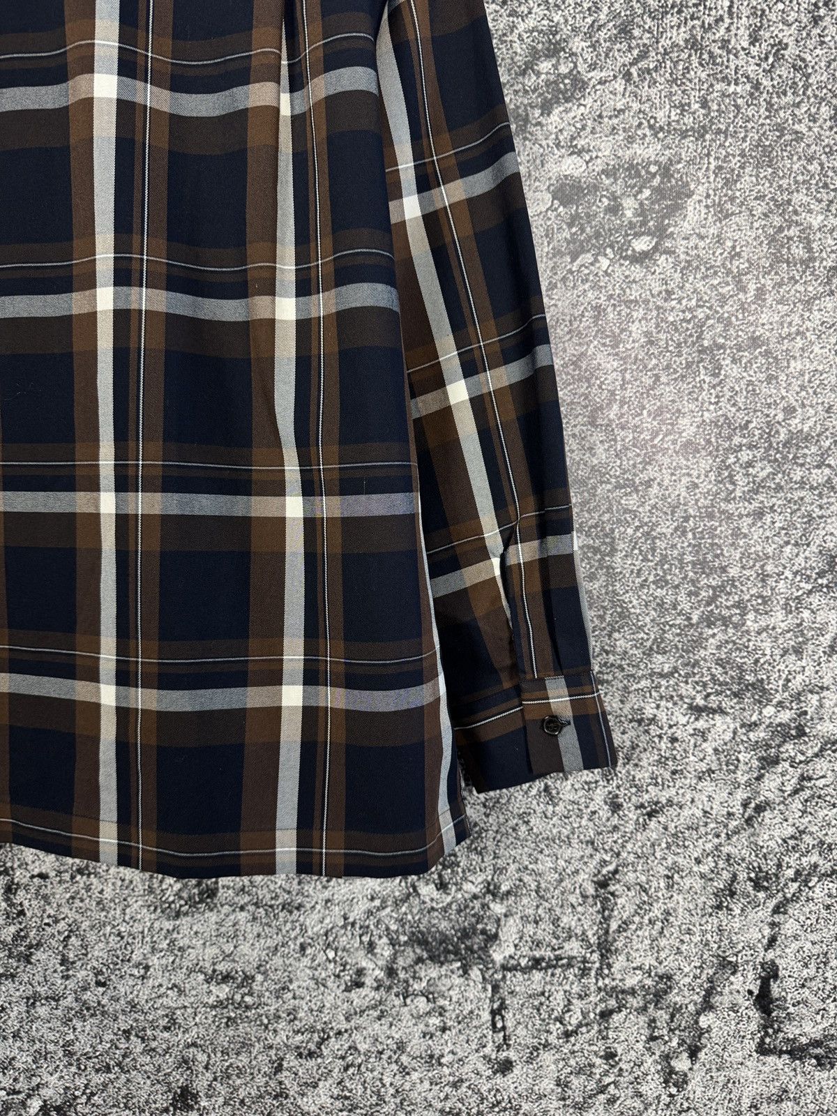 GU × Japanese Brand GU Plaid Long Sleeve Shirt Button Up Casual Japan Brand Sz S Size US S / EU 44-46 / 1 - 14 Thumbnail