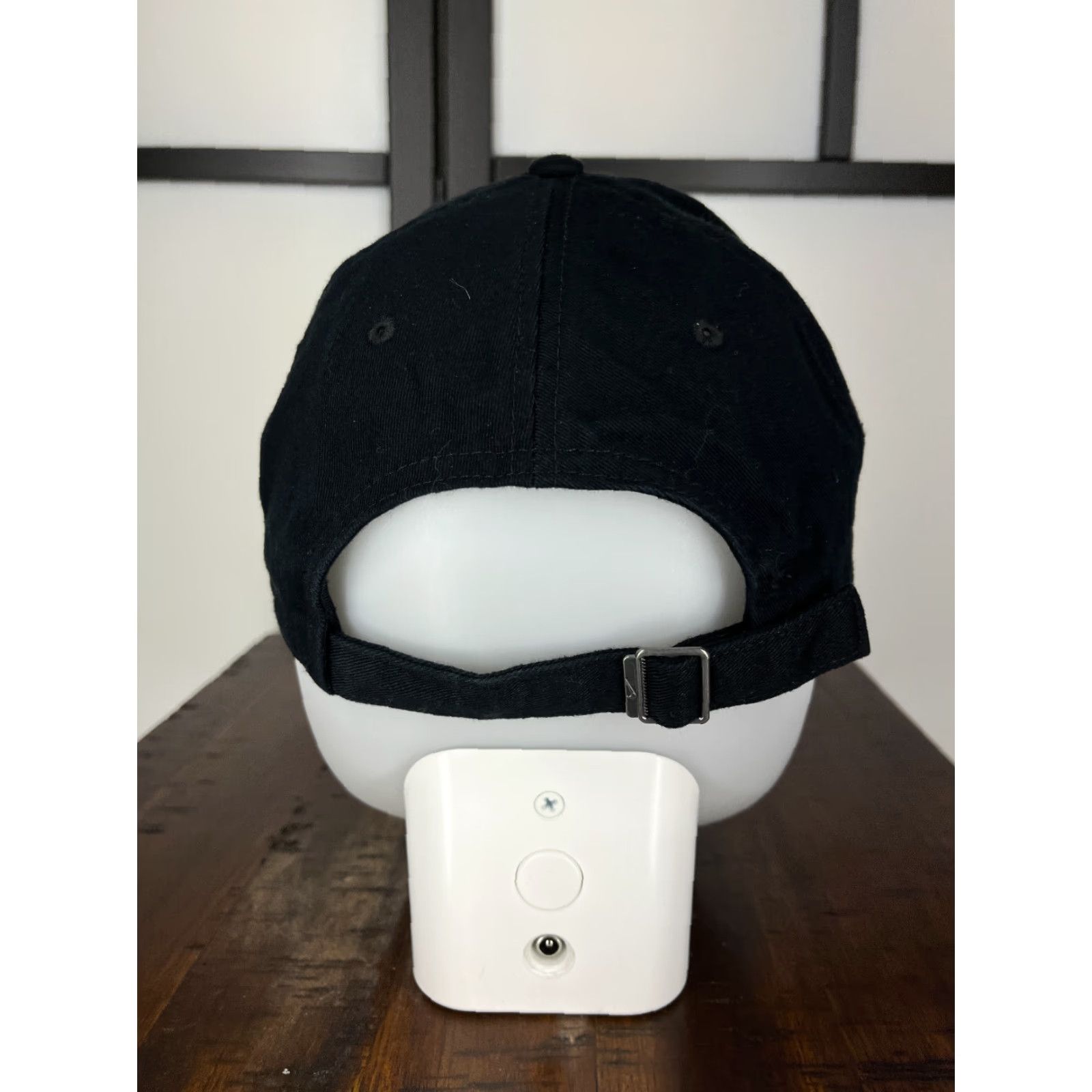 Nike Nike Hat Cap Strap Back Adult One Size Black Cotton Heritage86 Twill Baseball Cap Nike Mens Hats Sports Logo Housing Adjustable Black 90s? Size ONE SIZE - 7 Thumbnail