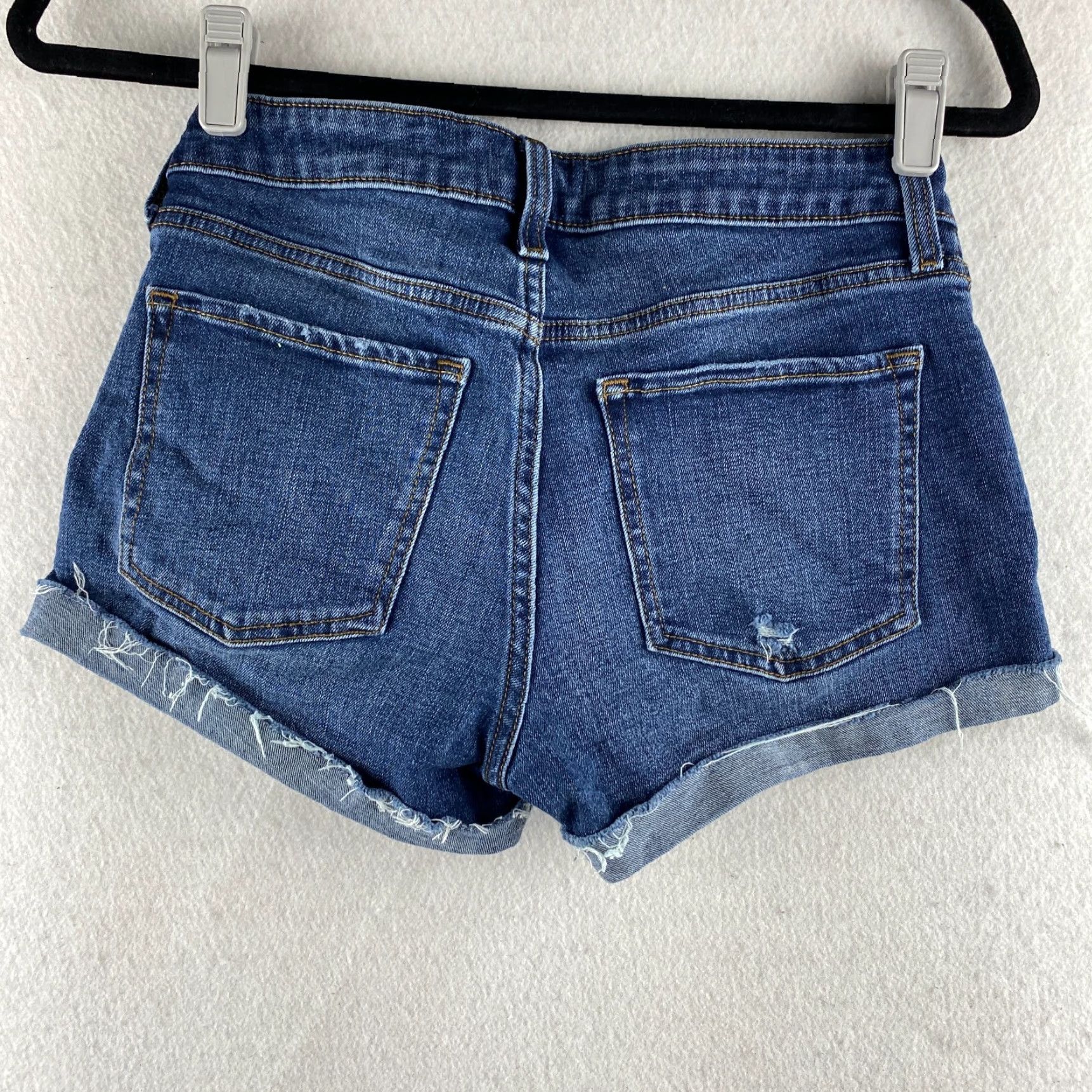 Abercrombie & Fitch Abercrombie & Fitch Low Rise Shorts Womens 26 / 2 Blue Denim Cuffed Stretch Pocket Logo Casual Summer Modern 2-3in Inseam Womens Size 26" / US 2 / IT 38 - 7 Thumbnail