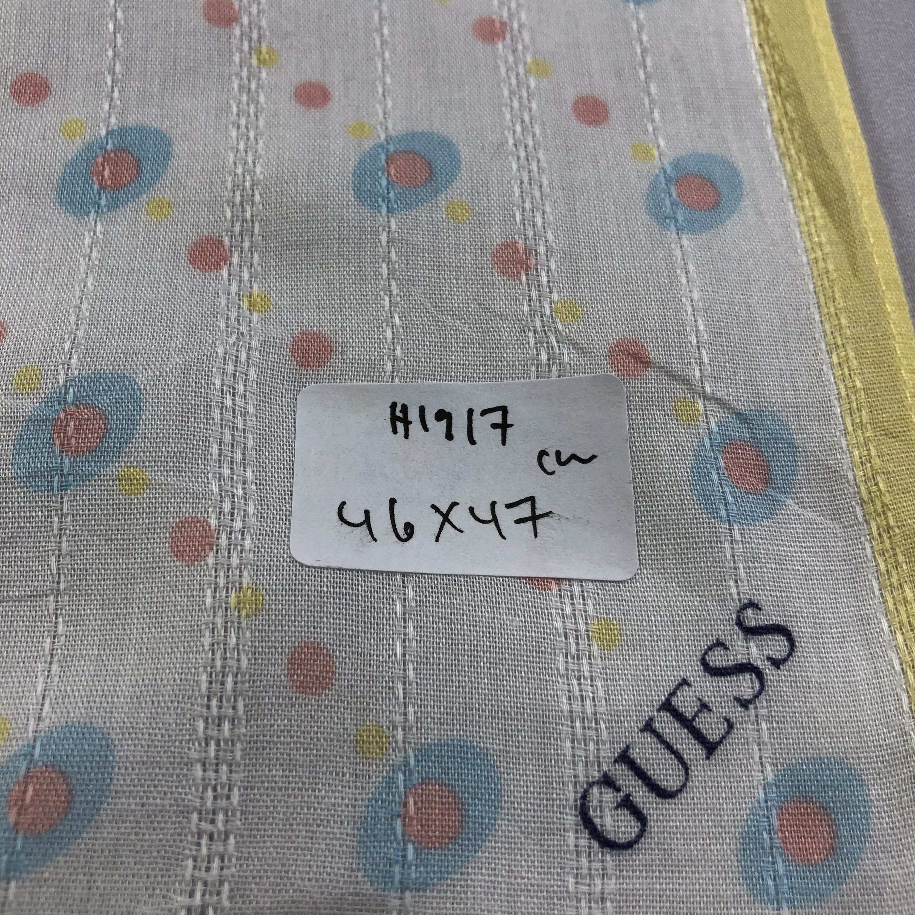 Guess Guess Handkerchief Neckerchief Bandana H1917 Size ONE SIZE - 5 Thumbnail