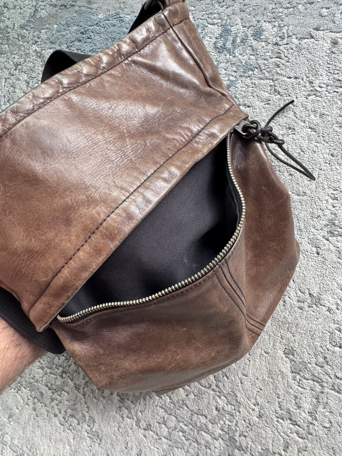 Yohji Yamamoto Yohji Yamamoto Vintage Leather Shoulder Bag Size ONE SIZE - 17 Thumbnail