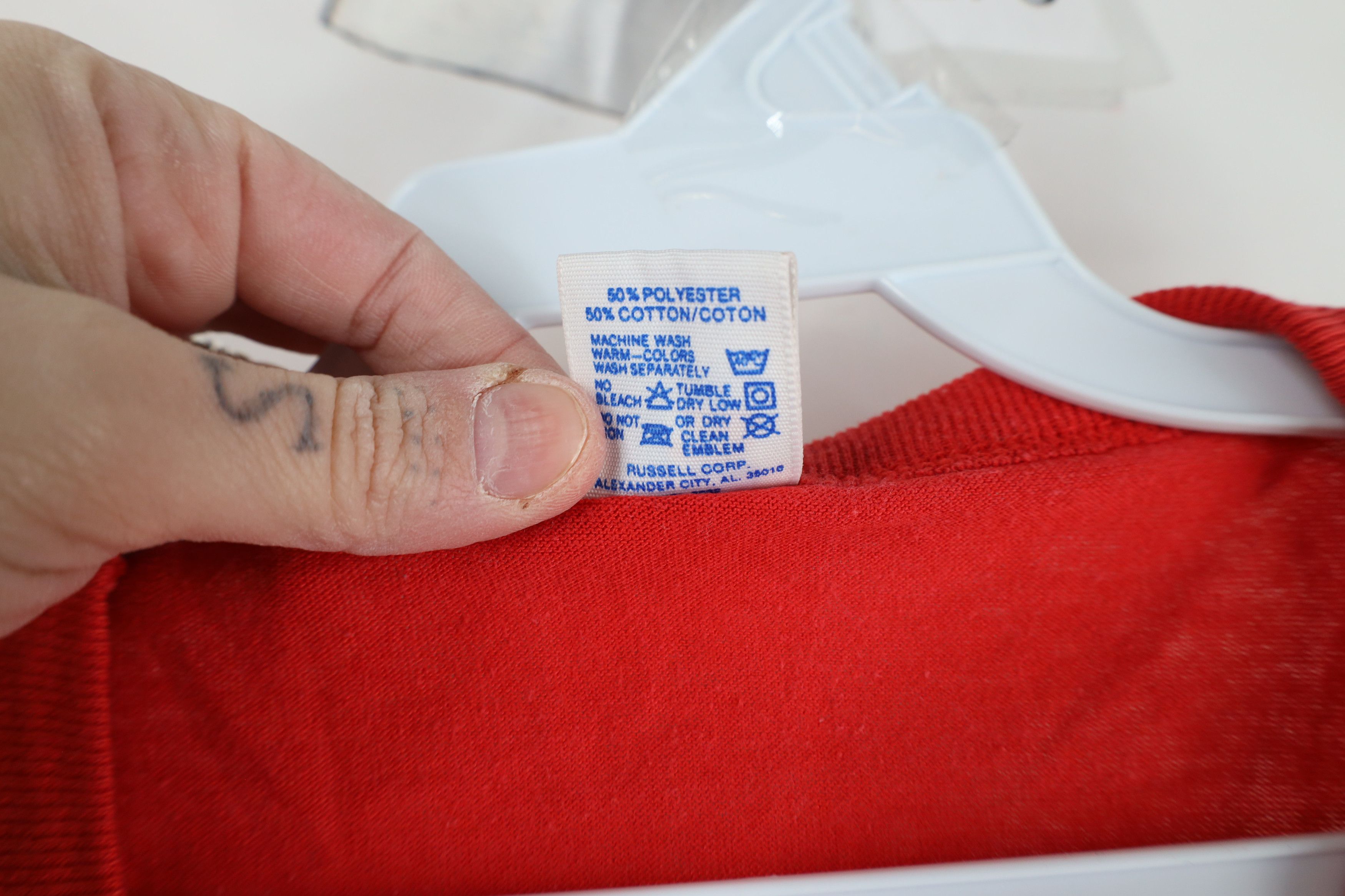Russell Athletic × Vintage Vintage 90s Russell Athletic Goods Gridersville T-Shirt USA Size US L / EU 52-54 / 3 - 9 Thumbnail