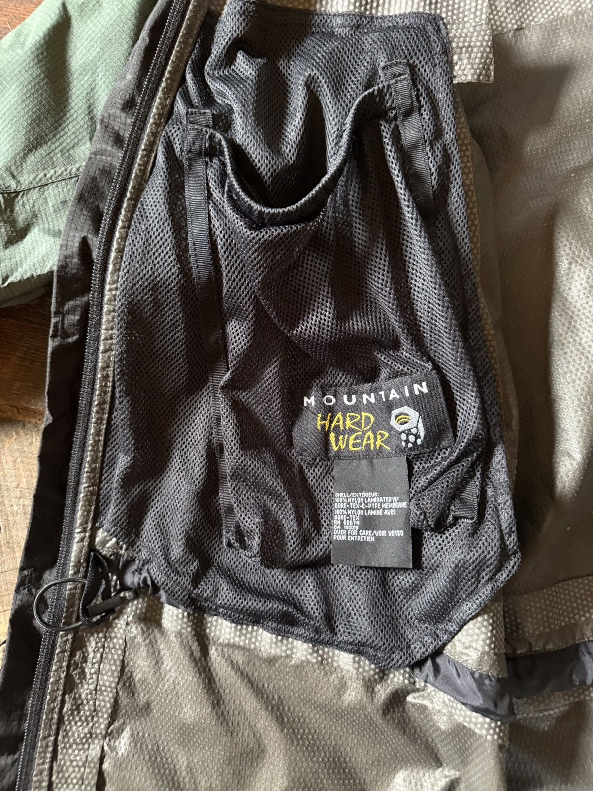 Mountain Hardwear Mountain Hardwear Gore Tex Paclite Jacket Size US M / EU 48-50 / 2 - 13 Thumbnail