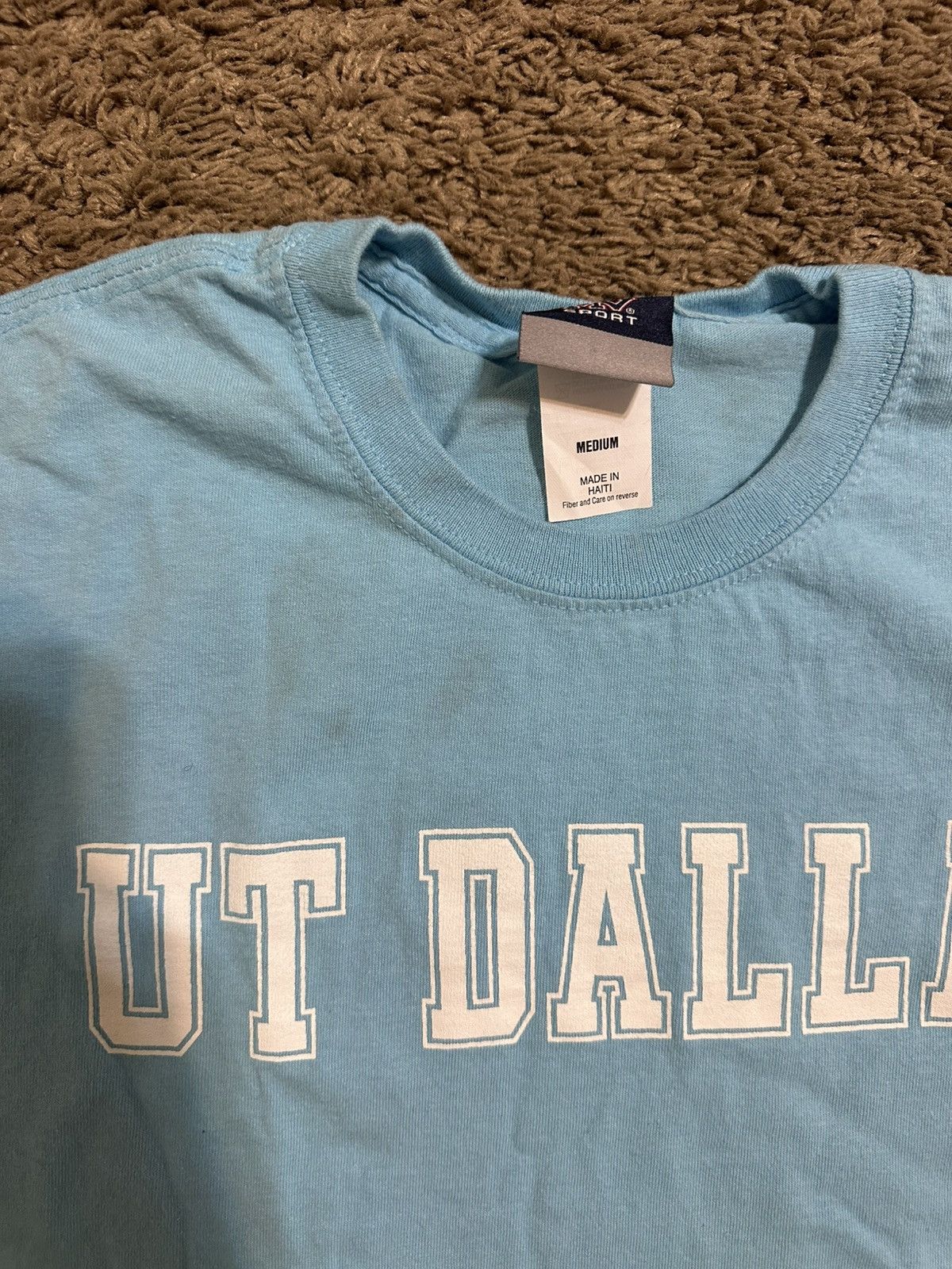 NCAA Vintage UTD University “sky blue” shirt 00s size medium Size US M / EU 48-50 / 2 - 2 Thumbnail