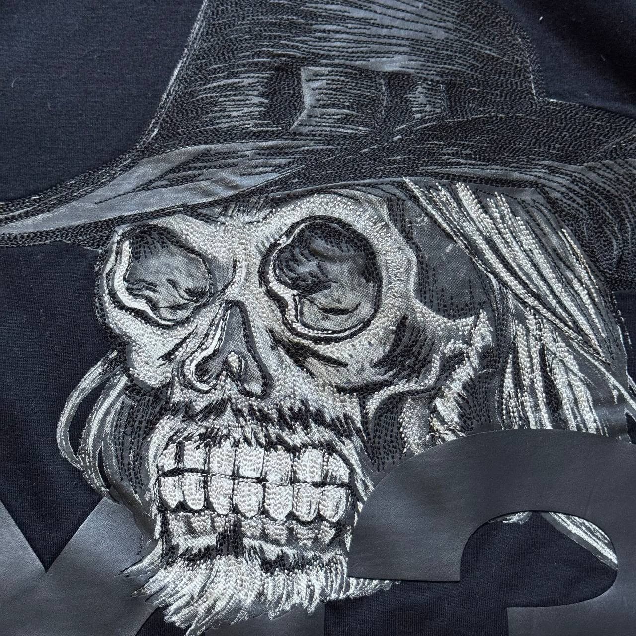 Y-3 Yohji Yamamoto Y-3 Embroidered Skull Japan T Shirt Size US L / EU 52-54 / 3 - 6 Thumbnail