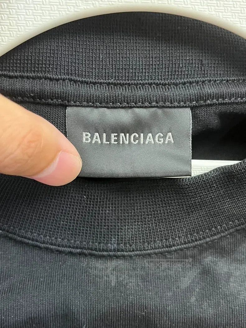 Balenciaga Balenciaga Abstract Logo Letter Pattern Printed Short Slee Size S / US 4 / IT 40 - 3 Thumbnail