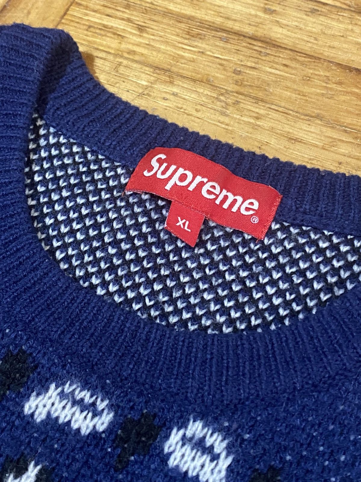 Supreme Supreme Bandana Sweater SS18 Size US XL / EU 56 / 4 - 2 Thumbnail