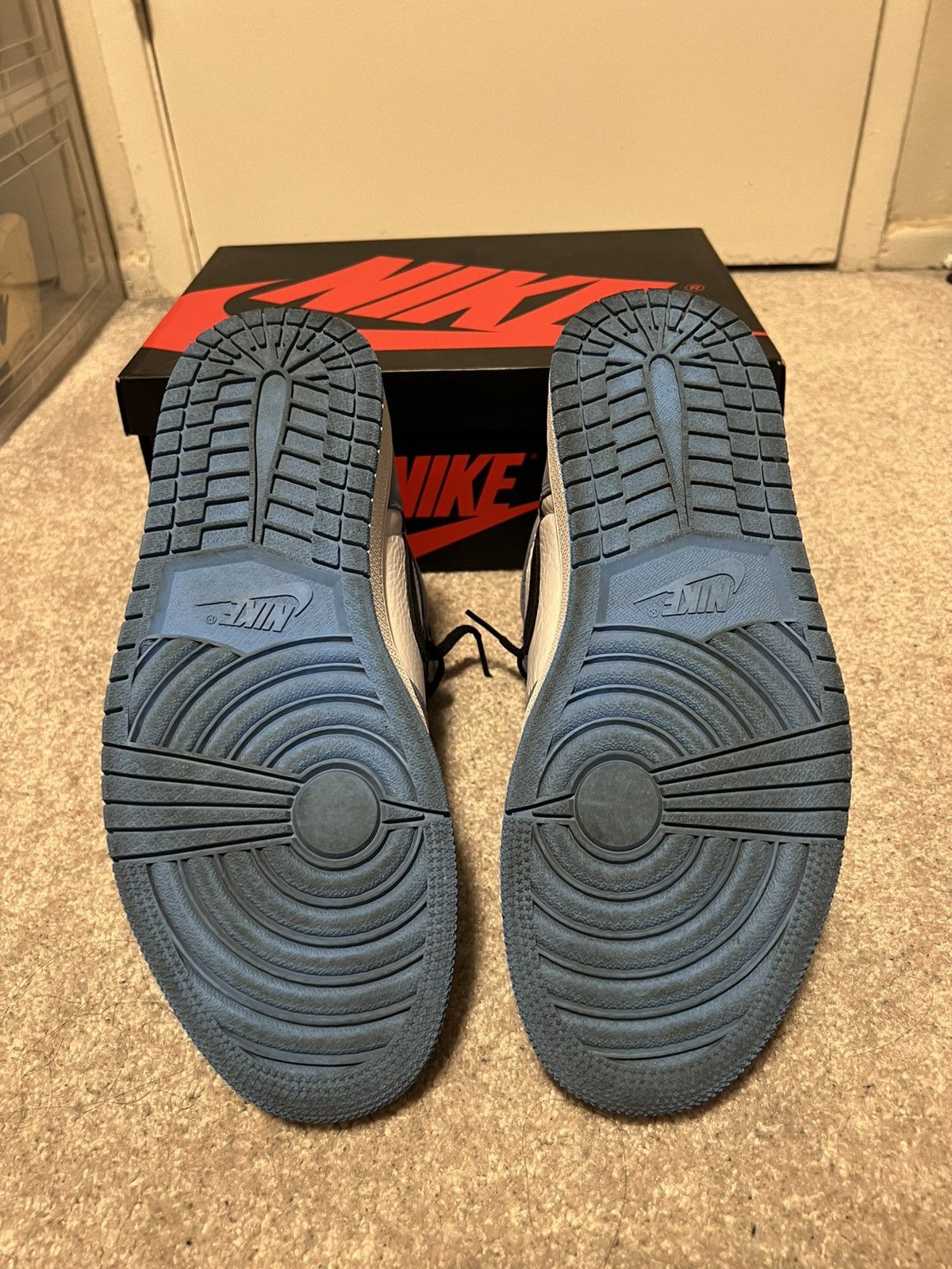 Jordan Brand Jordan 1 University Blue Size US 9 / EU 42 - 5 Thumbnail
