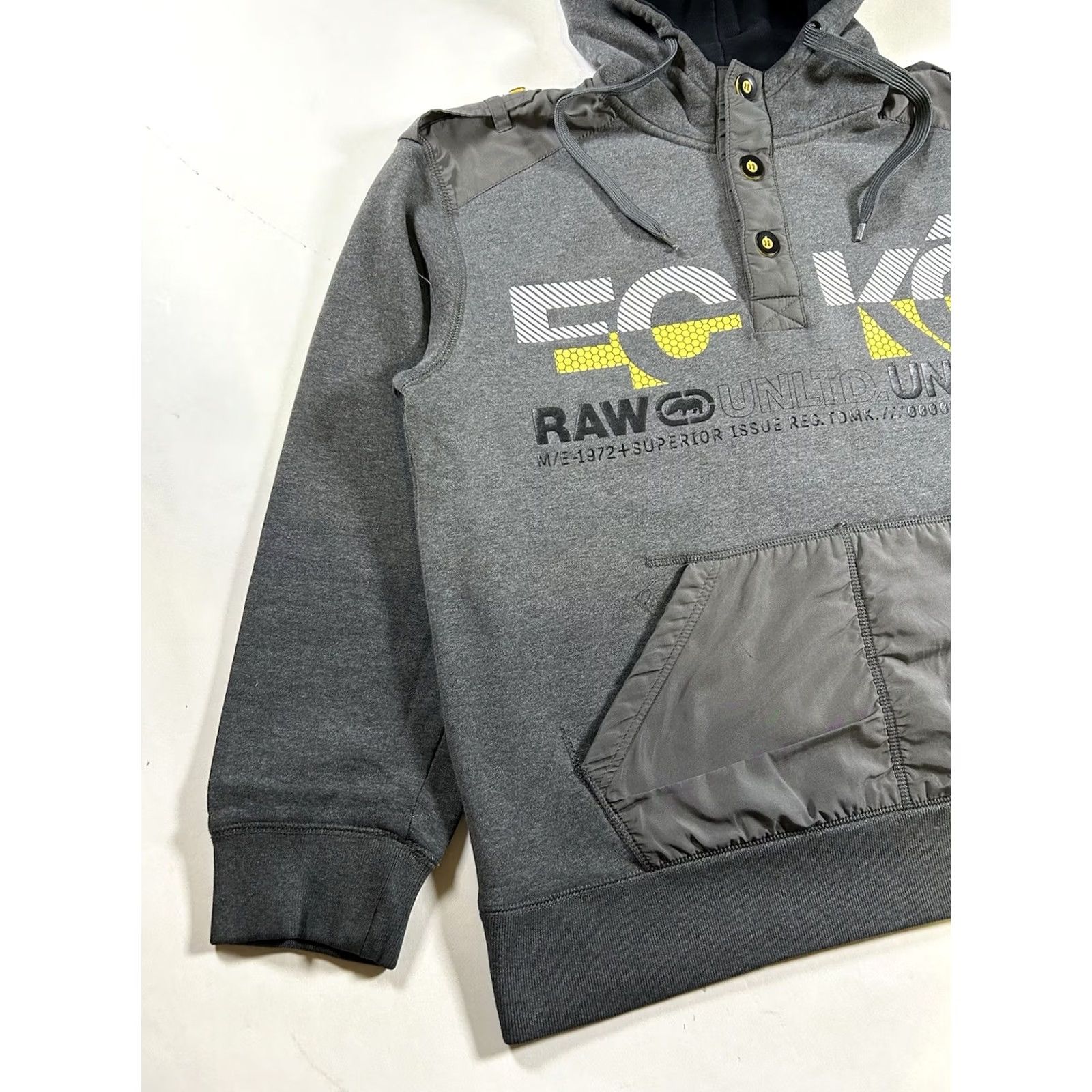 Vintage VINTAGE Eckō Unltd. Raw & Uncut Sweatshirt Gray Y2K Hooded Large Hip Hop Mens Size US L / EU 52-54 / 3 - 4 Thumbnail