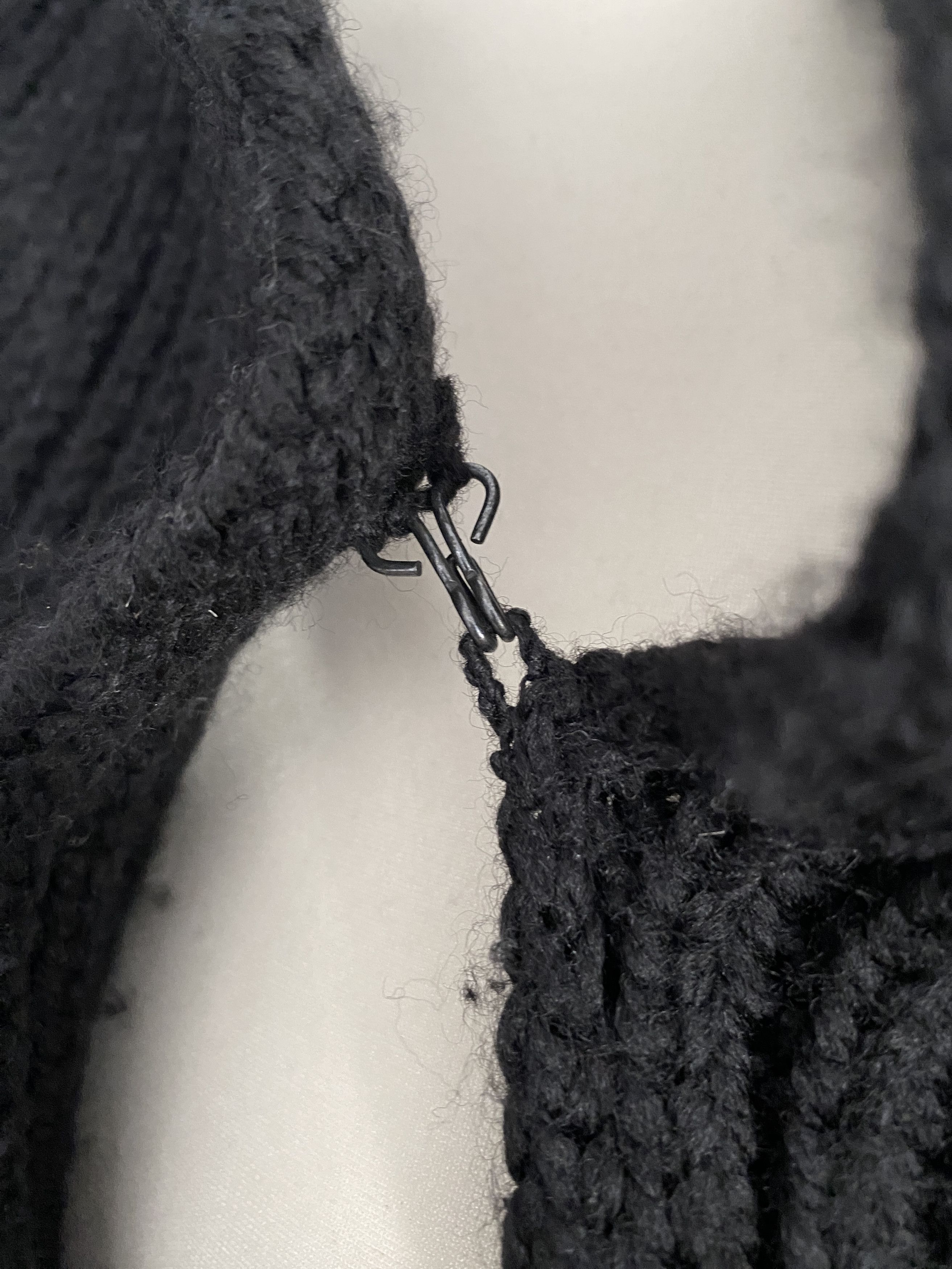 Maison Margiela Maison Margiela Unisex Hoodie Fringed Scarf Size ONE SIZE - 10 Thumbnail