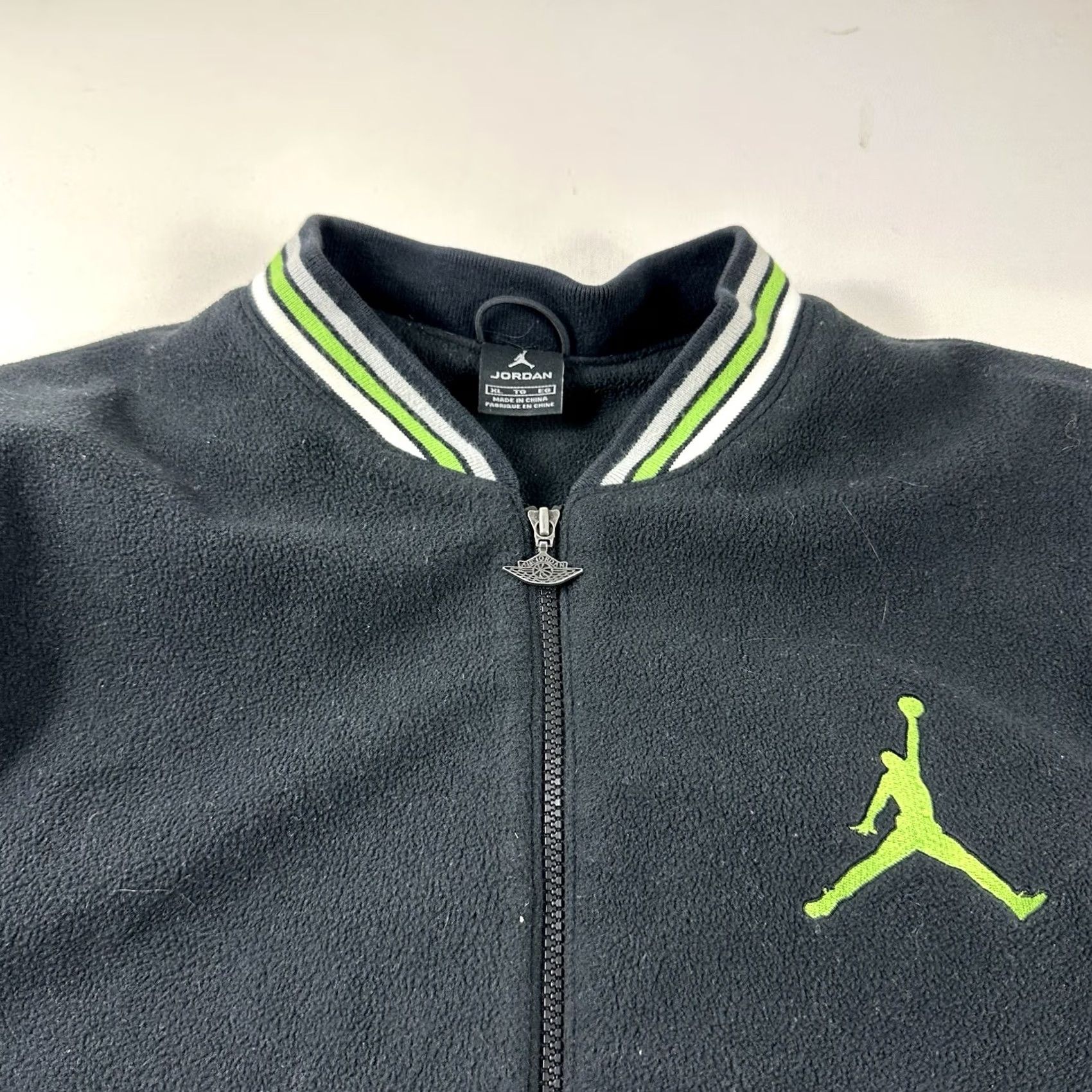 Jordan Brand VINTAGE Jordan Nike Air Chicago Full Zip Bomber Jacket Mens XL Black Green 243363 001 Size US XL / EU 56 / 4 - 5 Thumbnail