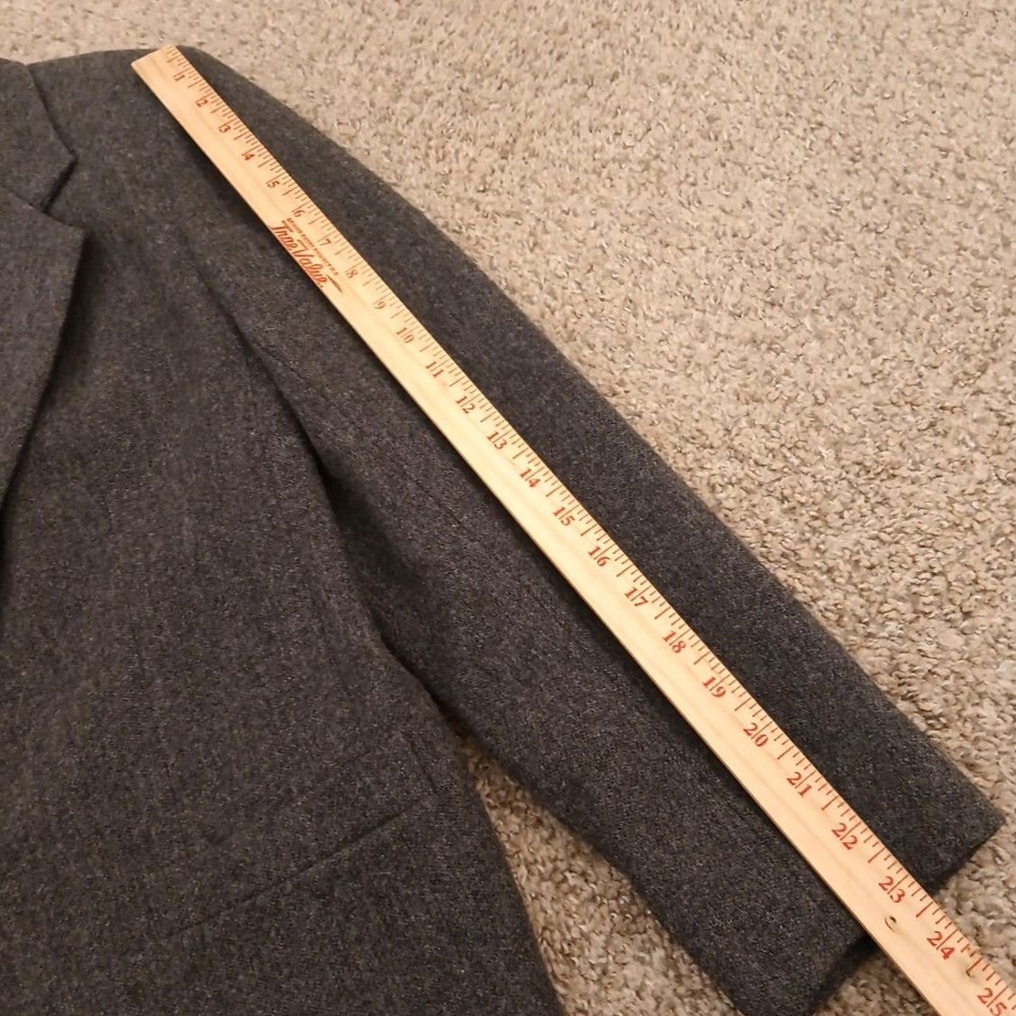 Vintage VINTAGE Dumas Blazer Women Petite Size 12 Gray Wool Single-Breasted One-Button Notch Lapel Womens Size XL / US 12-14 / IT 48-50 - 3 Thumbnail
