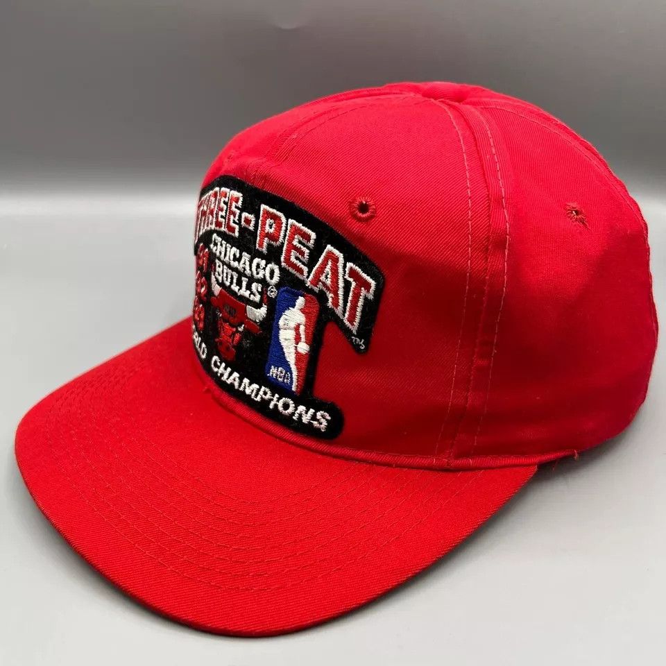 Other × Vintage Vintage Chicago Bulls Hat Men Youngan Snap Back Cap Size ONE SIZE - 2 Thumbnail