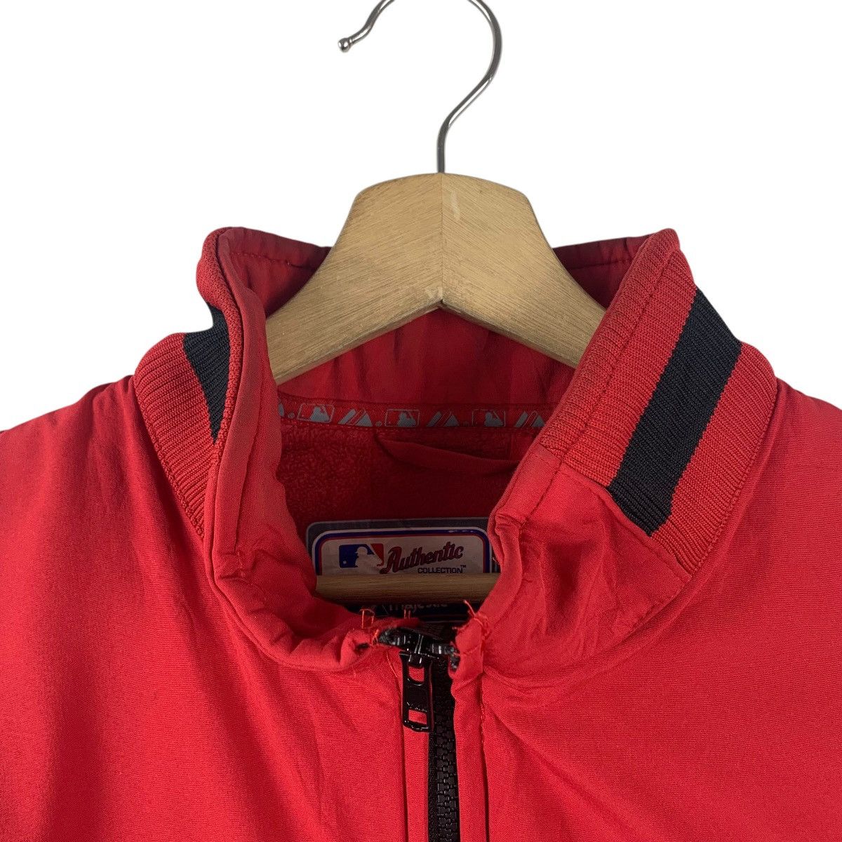 MLB × Majestic × Vintage Vintage CINCIANTI REDS majestic thermabased warmup jacket Size US M / EU 48-50 / 2 - 6 Thumbnail