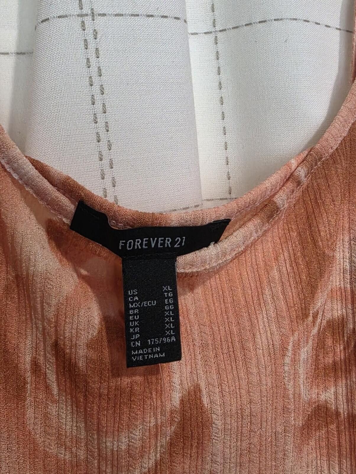 Forever 21 Forever 21 Top Size XL / US 12-14 / IT 48-50 - 3 Thumbnail